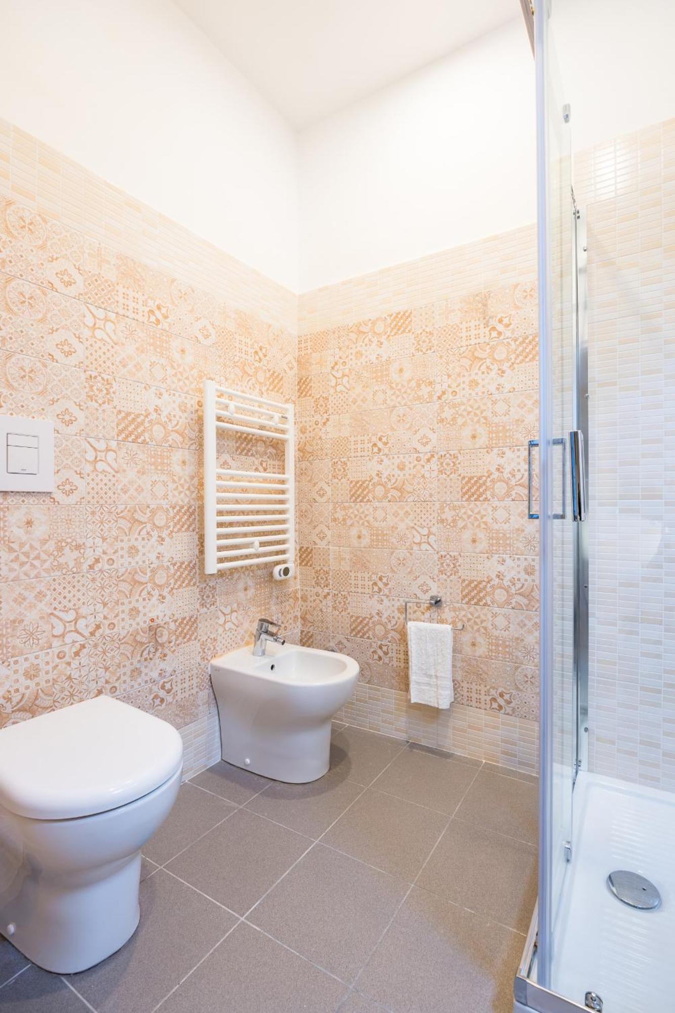 Via Milano Central Station Apartment Napoli Eksteriør billede