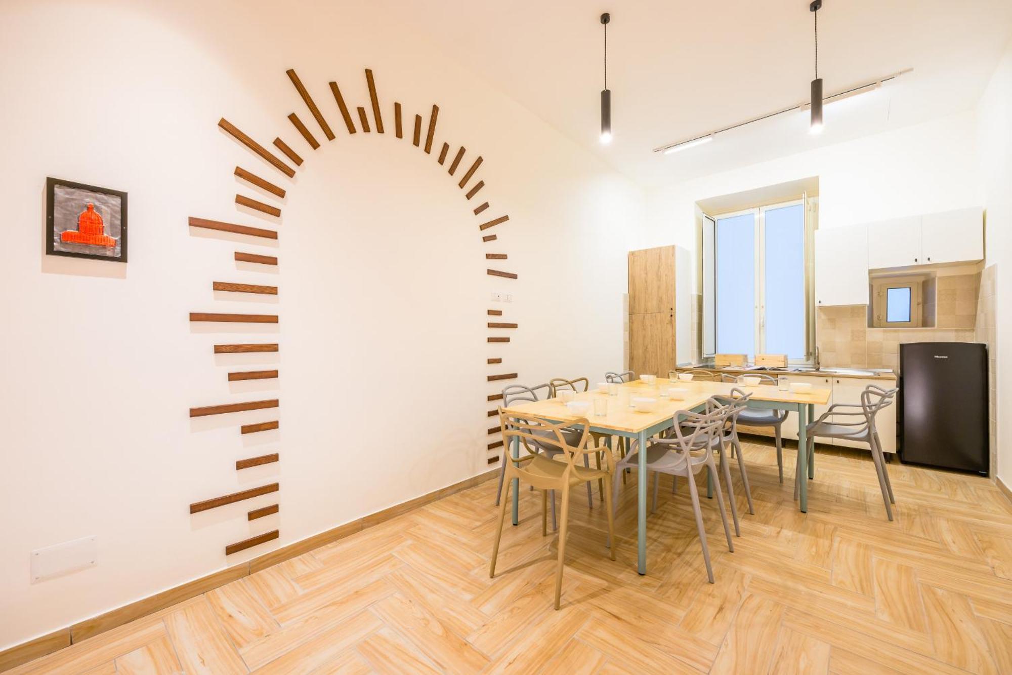 Via Milano Central Station Apartment Napoli Eksteriør billede