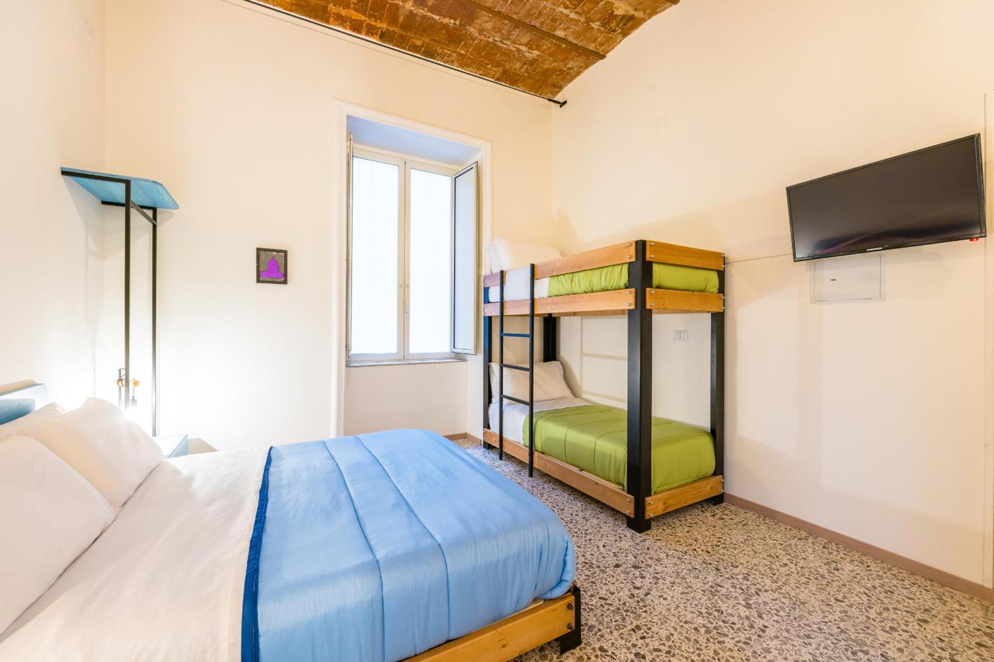 Via Milano Central Station Apartment Napoli Eksteriør billede