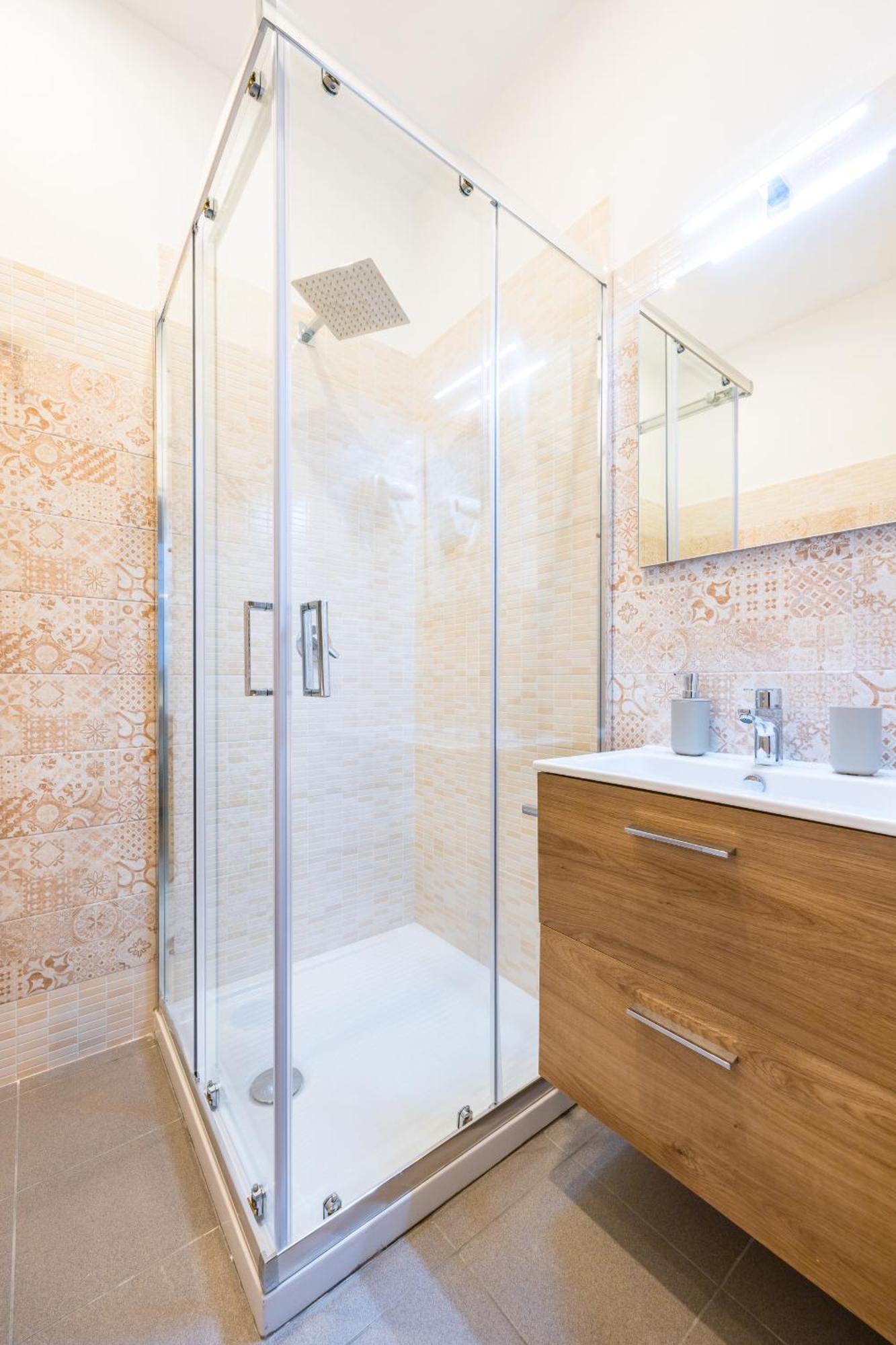 Via Milano Central Station Apartment Napoli Eksteriør billede