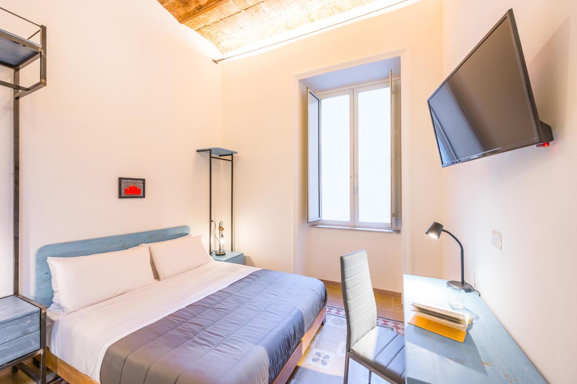Via Milano Central Station Apartment Napoli Eksteriør billede