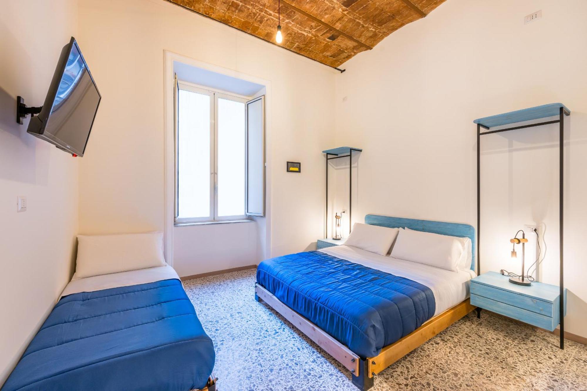 Via Milano Central Station Apartment Napoli Eksteriør billede